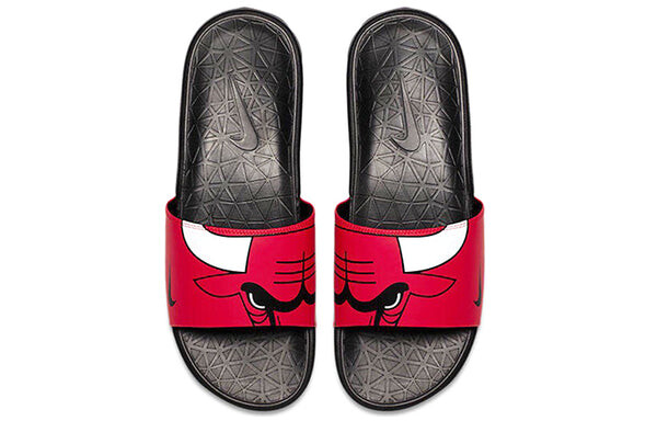 Тапочки nba x benassi 'bulls' Nike, красный — фото 3