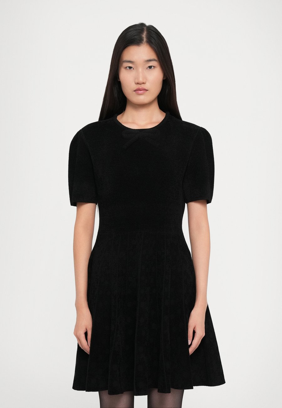 

Платье Emporio Armani DRESS, Black