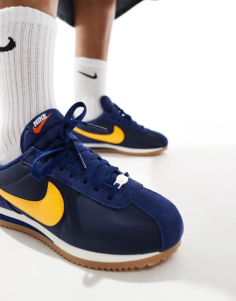 Кроссовки Cortez TXT темно-синего и желтого цветов Nike — фото 4