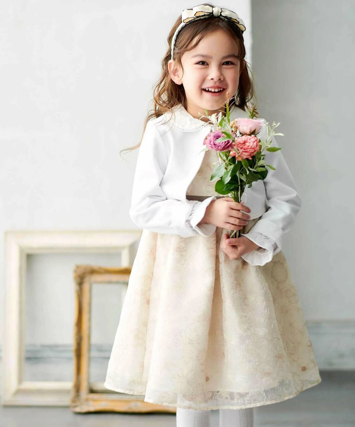 Платье из органзы с вышивкой цветами (110-130 см) BeBe, Beige — фото 4