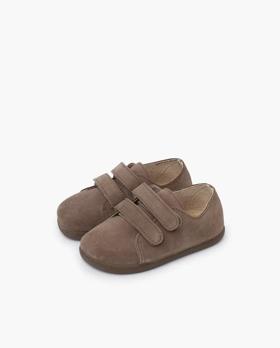 Детские кожаные сандалии barefoot из замши с двойной застежкой Pisamonas, Topo — фото 2