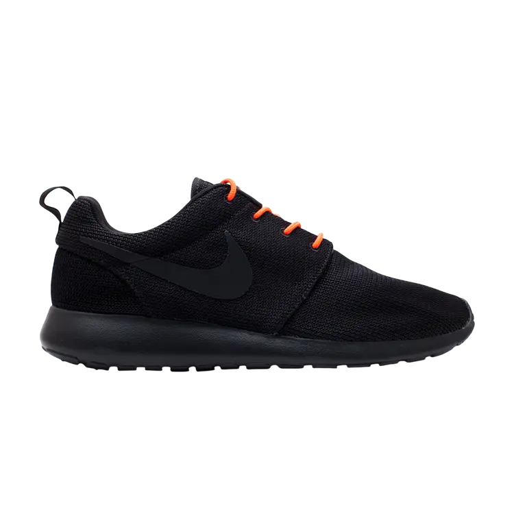 

Кроссовки Nike Rosherun, черный