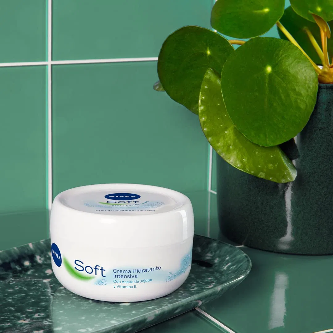 Увлажняющий крем NIVEA Soft, 375 мл (4 шт. в упаковке) Nivea — фото 2