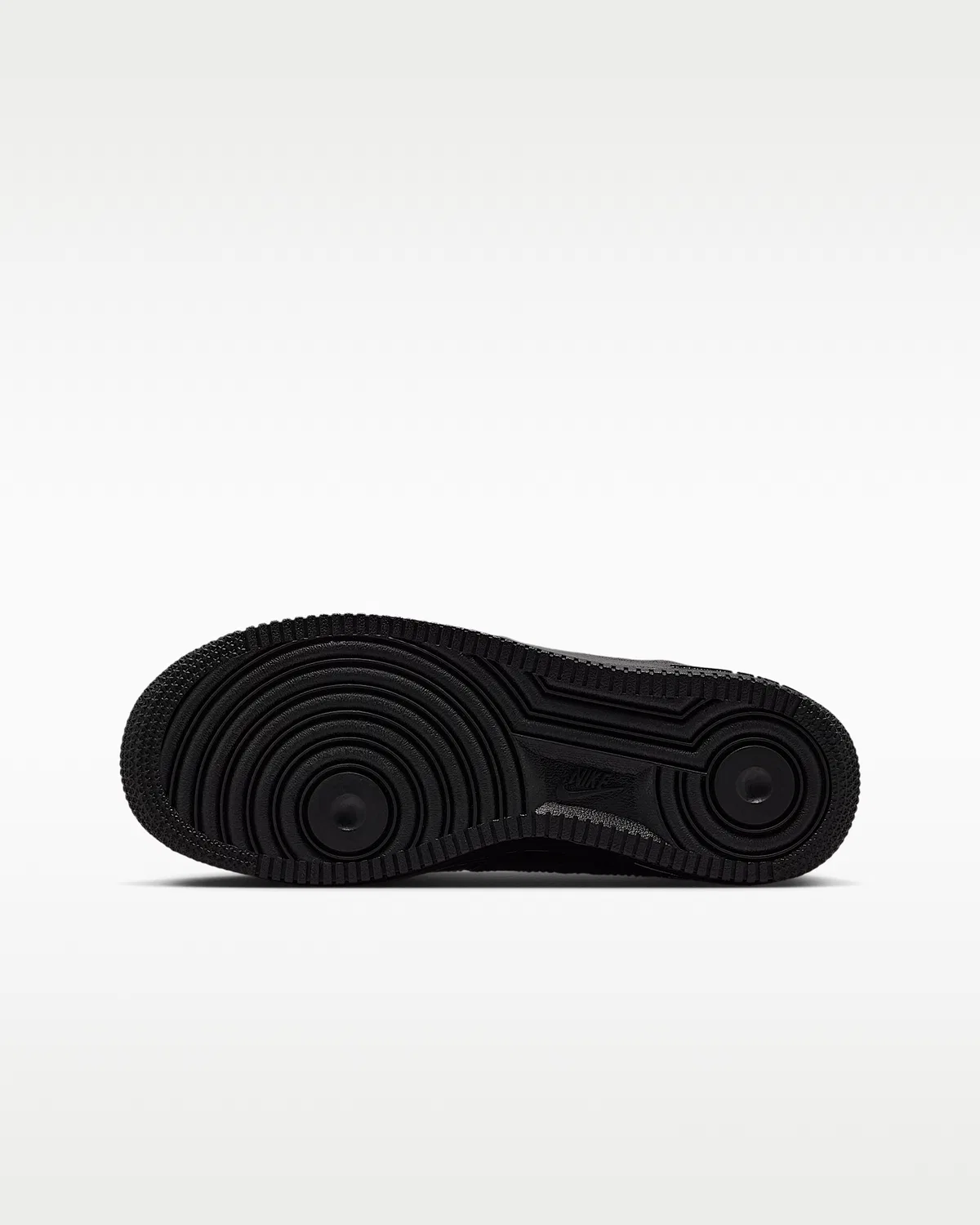 Детские кроссовки Nike Air Force 1 Low Patent Leather, Black/Black/Black — фото 2