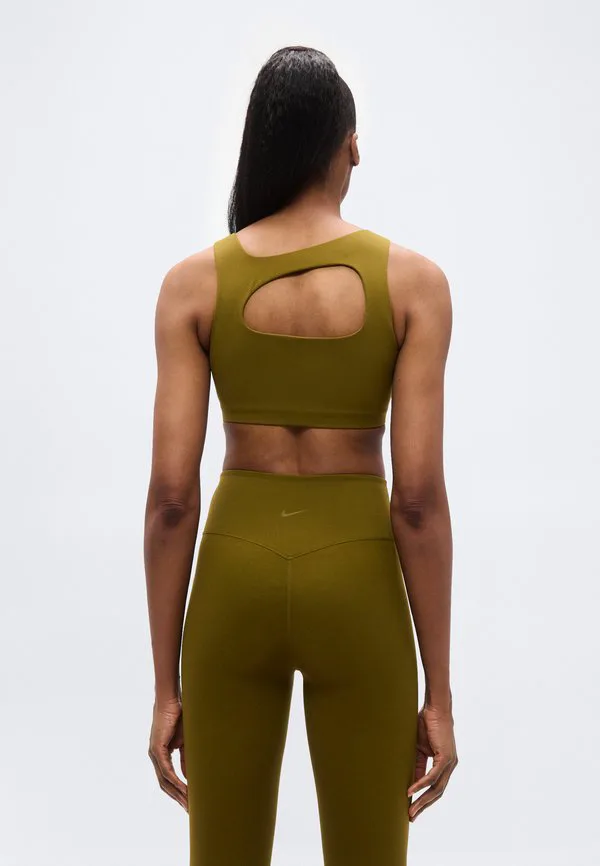 Спортивный бюстгальтер zenvy с легкой поддержкой Nike Performance, Olive Flak/White — фото 3