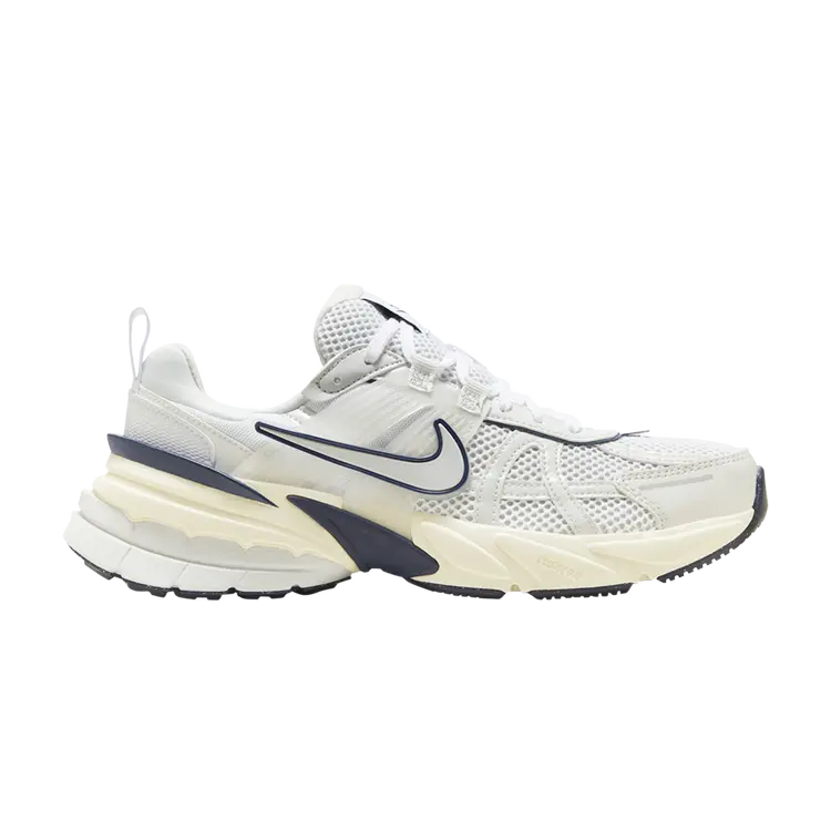 Кроссовки Nike Wmns V2K Run, белый