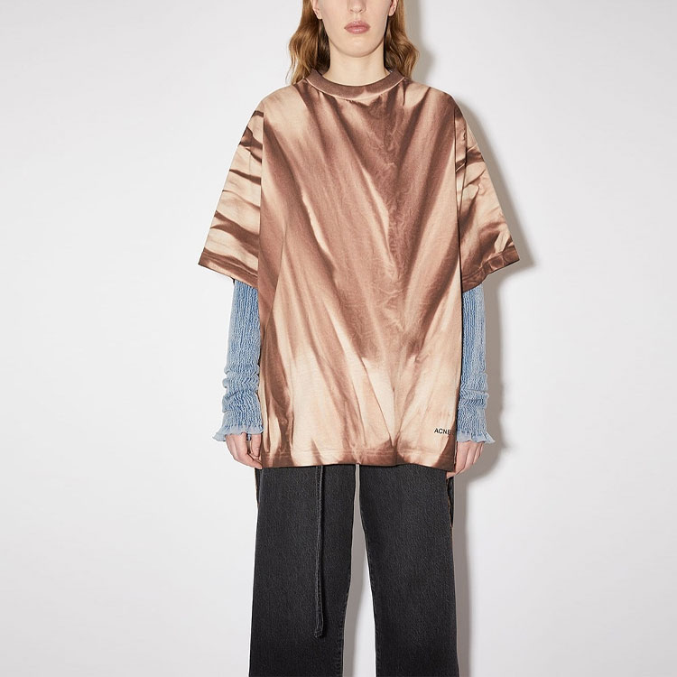 Acne Studios Футболка женская бежевая Tan — фото 4