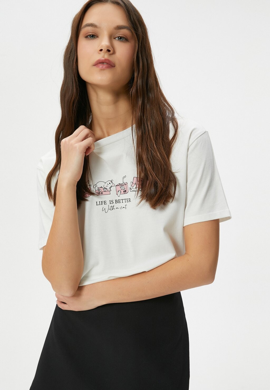 

Футболка с принтом CAT PRINTED SHORT SLEEVE CREW NECK Koton, белый