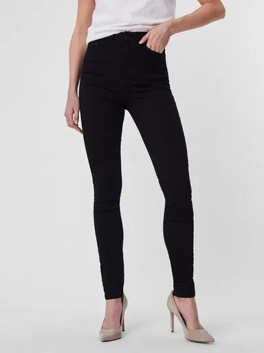 

Джинсы скинни Vero Moda "VMSANDRA SHR SKINNY JEANS BLACK NOOS", черный