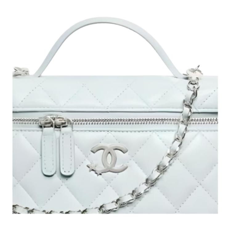 CHANEL Женская косметичка из зерненой телячьей кожи серого цвета — фото 3