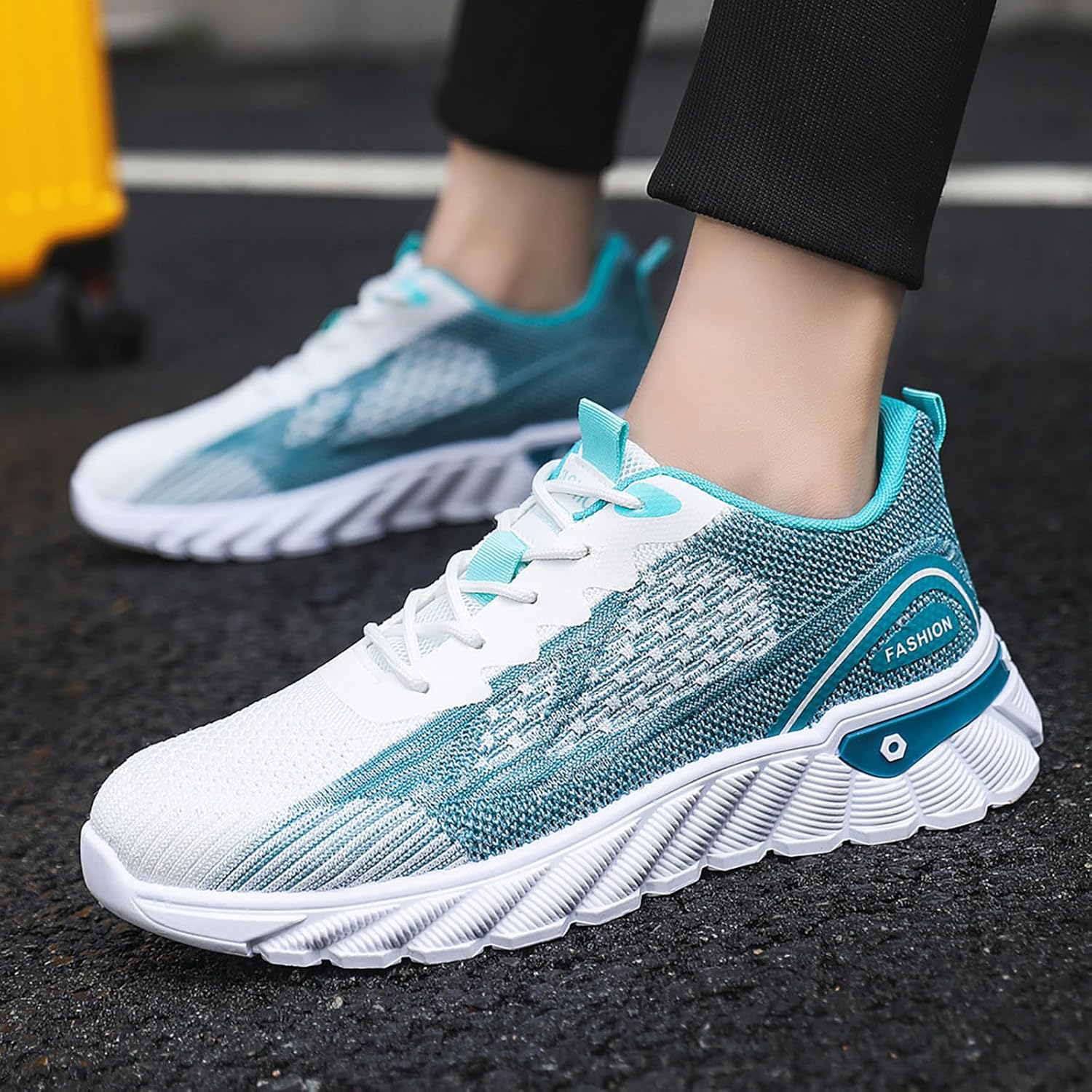 Мужские спортивные кроссовки, повседневная обувь Gowalk для ходьбы, легкие повседневные сетчатые кроссовки с шнуровкой Generic, белый — фото 4