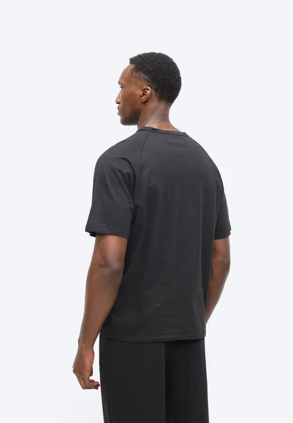 Пижамная футболка Tommy Hilfiger Everyday Essentials Tee, черный — фото 4