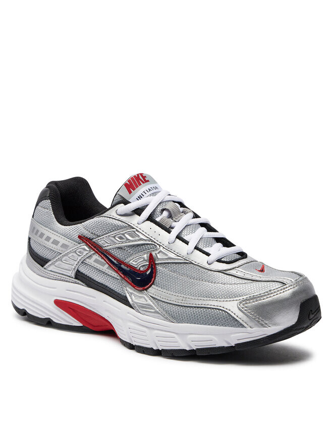 

Кроссовки Nike, серый