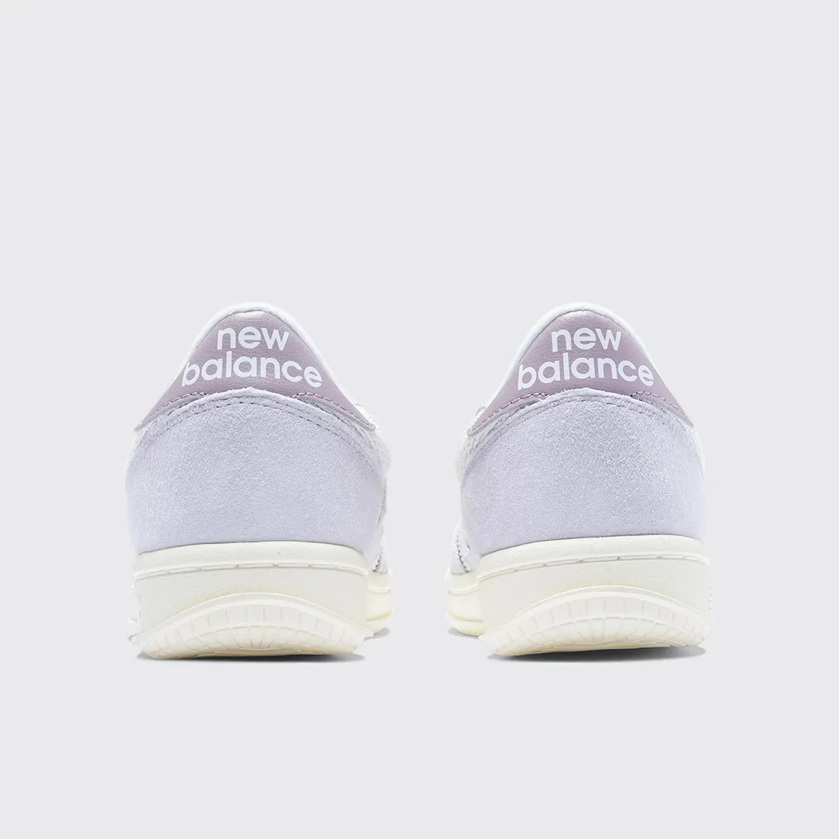 Мужские повседневные кроссовки New Balance CT500GC, цвет Violeta — фото 4