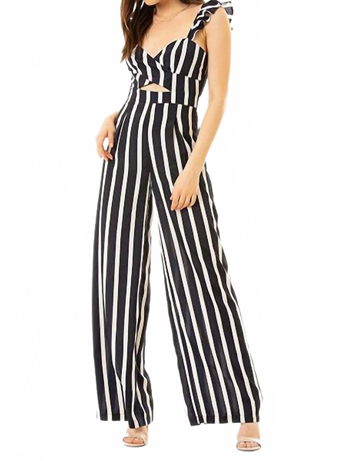 

Готовый к носке комбинезон в темно-синем цвете STACCATO