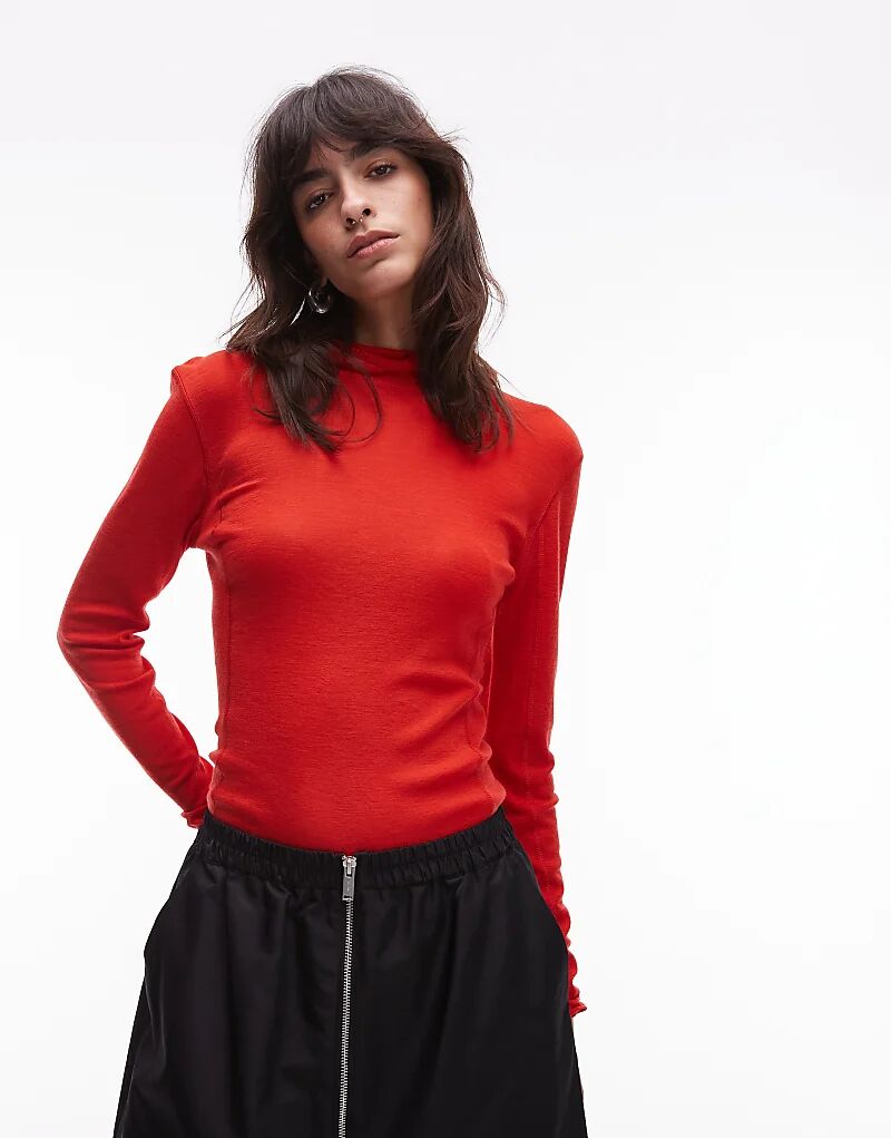 

Вязаный топ ARKET из мериносовой шерсти с длинными рукавами и капюшоном красного цвета