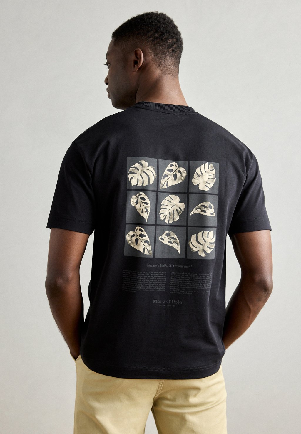 

Футболка с принтом SHORT SLEEVE NEW SEASONAL ARTWORK Marc O'Polo, черный