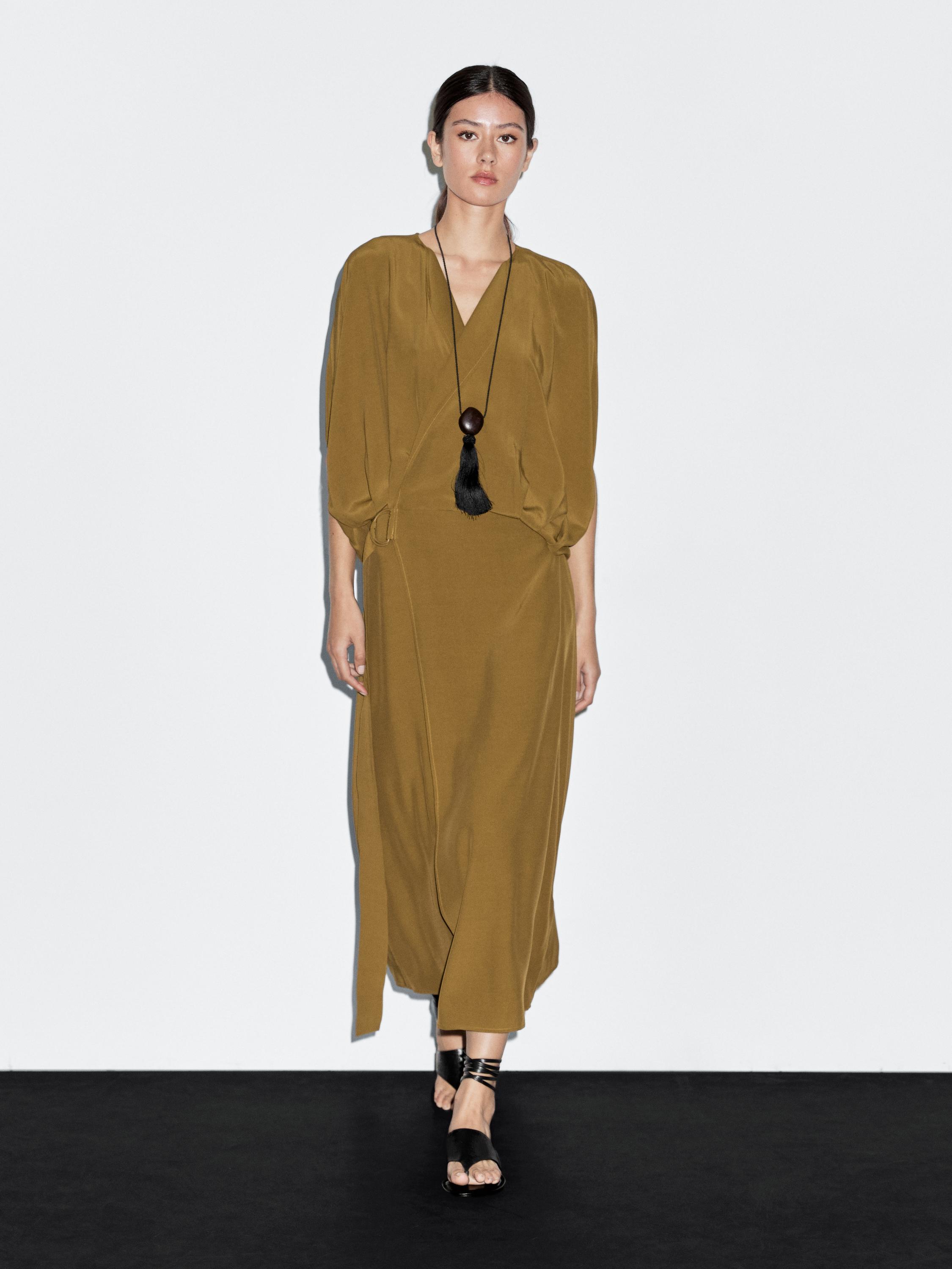 

Платье-Халат с пряжкой Massimo Dutti, оливковый