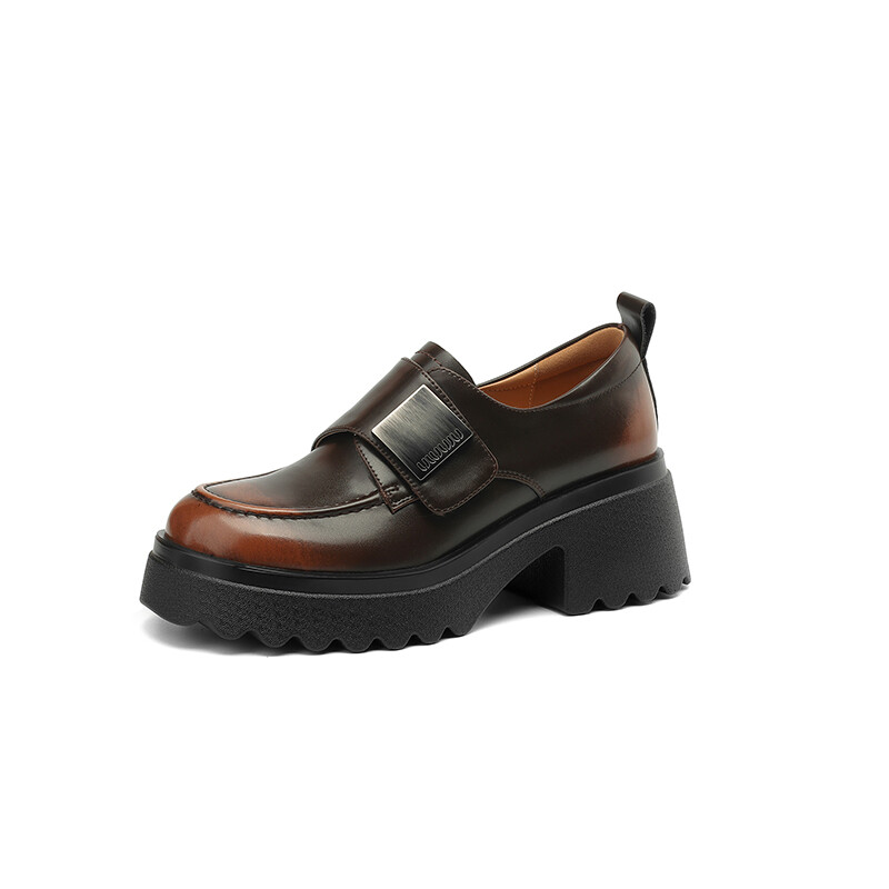 

Лоферы Mo Lin Loafers Women's