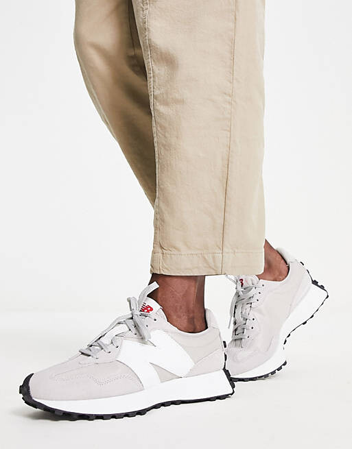 Светло-серые кроссовки New Balance 327