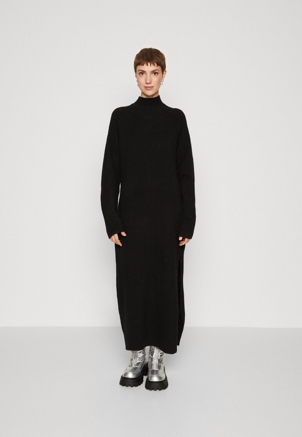 

Свободное платье Even&Odd, цвет black
