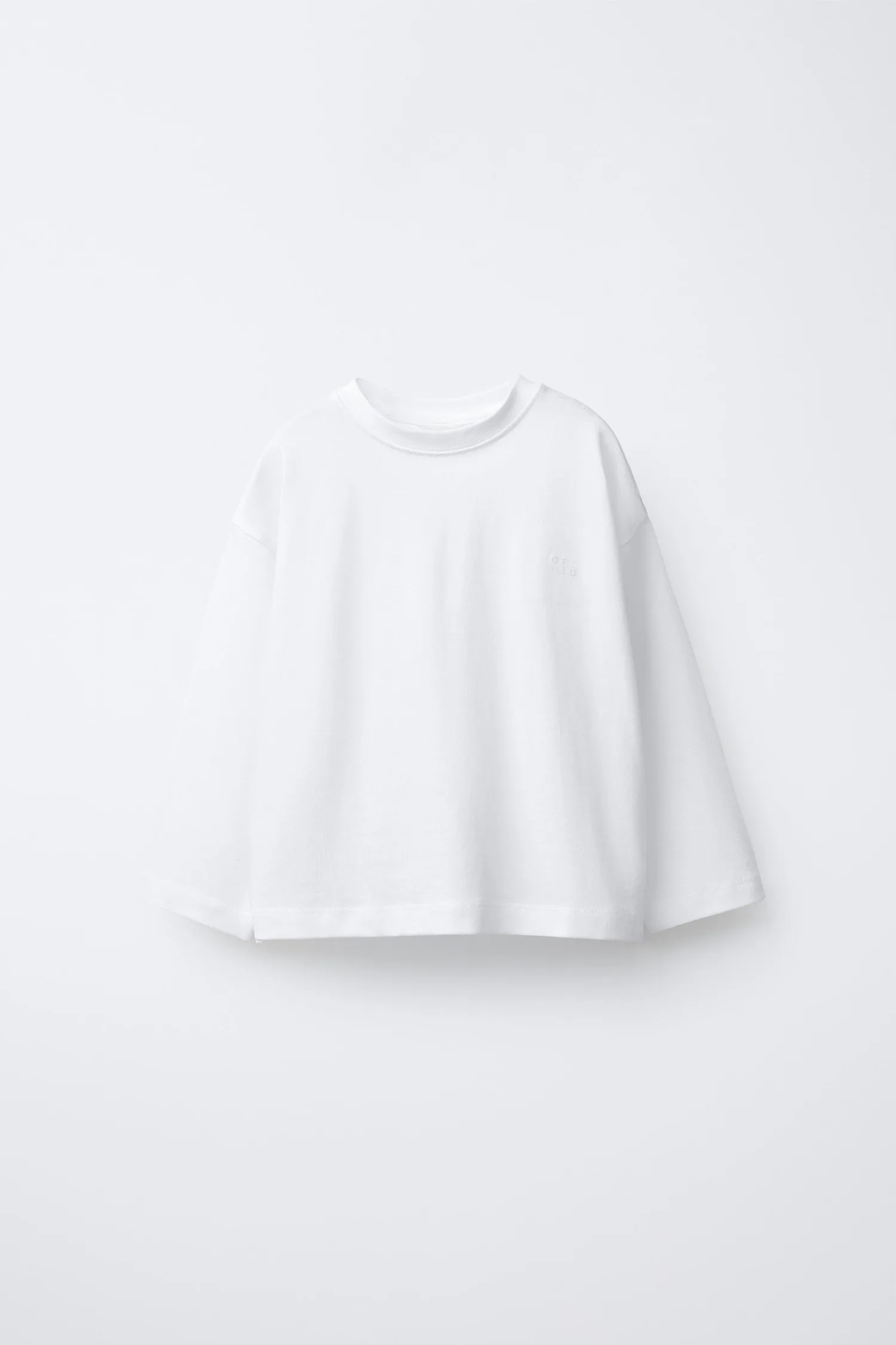 Вышитая плотная футболка Zara, белый