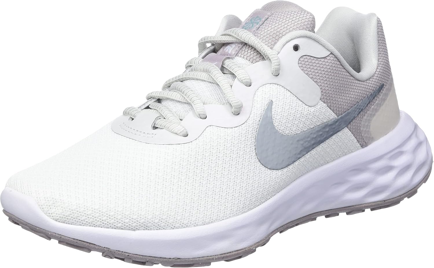 

Кроссовки Nike Girls' Revolution 5 Fable (Gs), белый