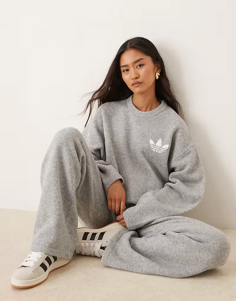 Мягкий свитшот Adidas Originals, серый