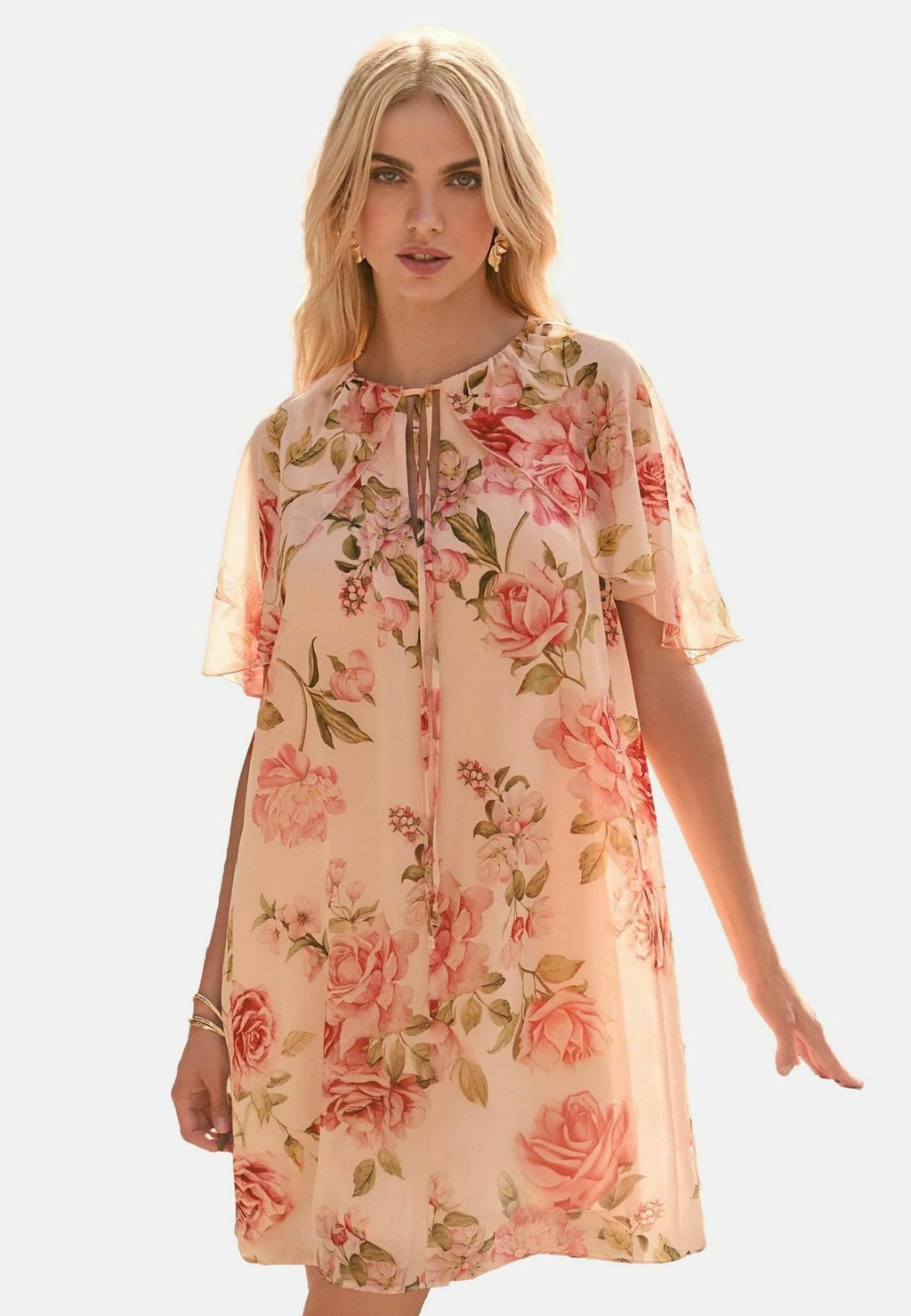 

Повседневное платье PETITE FIT - FLUTTER SLEEVE Lipsy, розовый