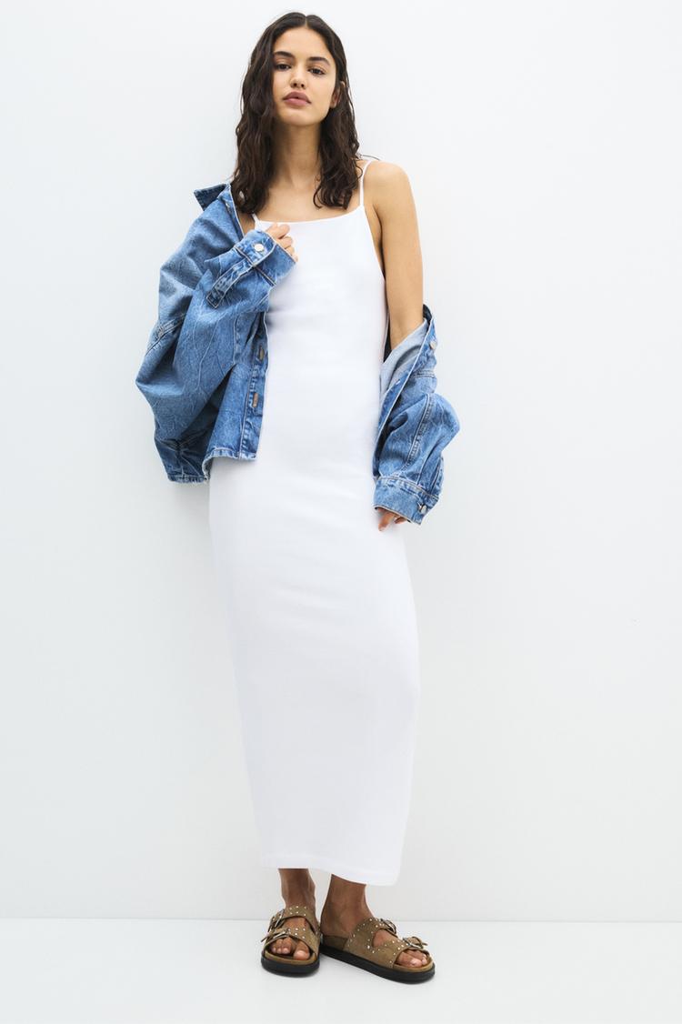 

Платье миди на бретельках Pull And Bear, белый