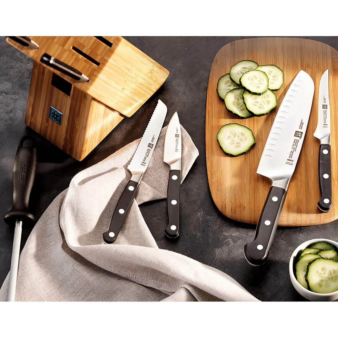 

Zwilling Сантоку Про Цвиллинг Нож, черный