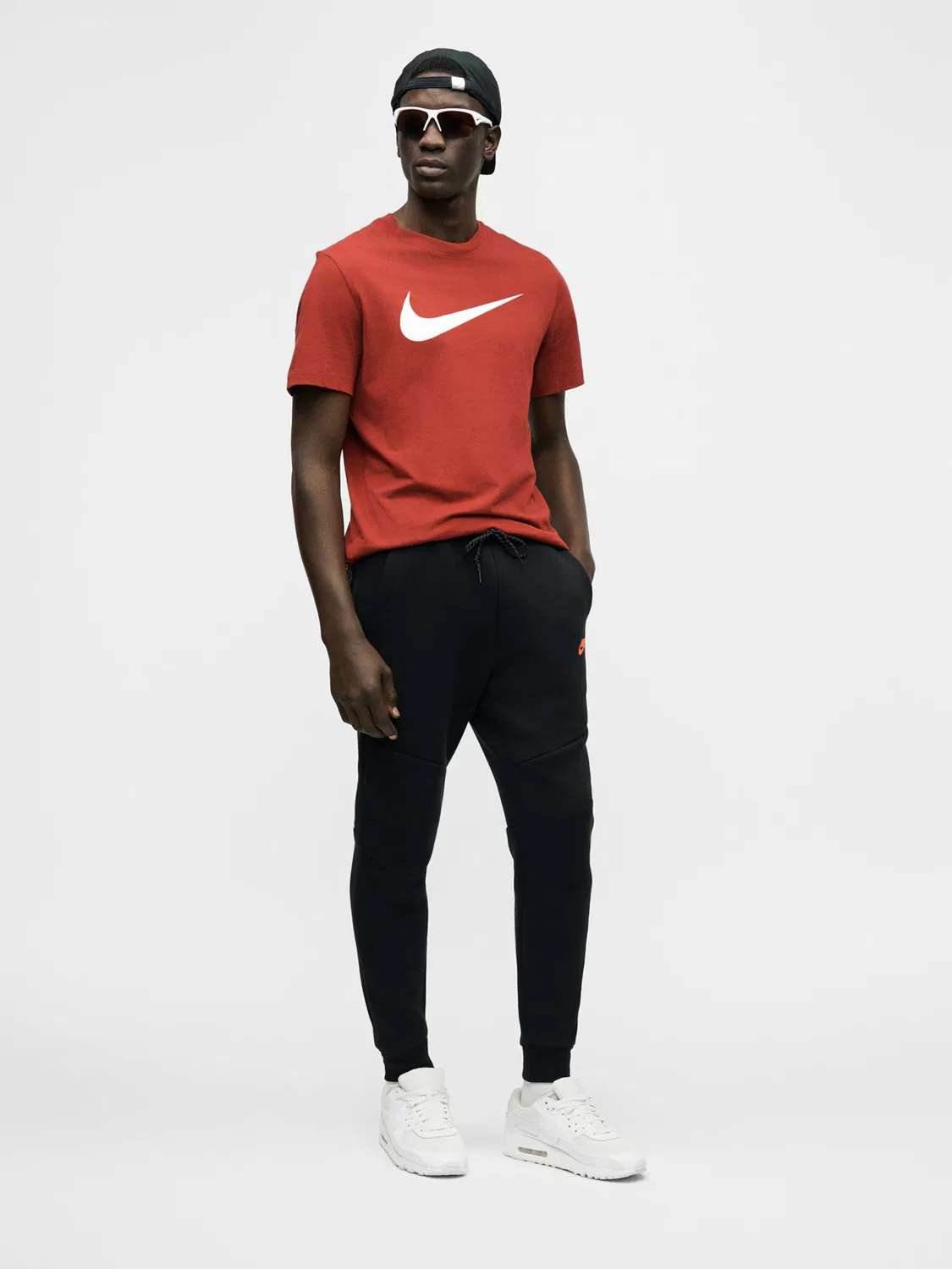 Зауженные брюки из технологичного флиса Nike Sportswear, Black — фото 4