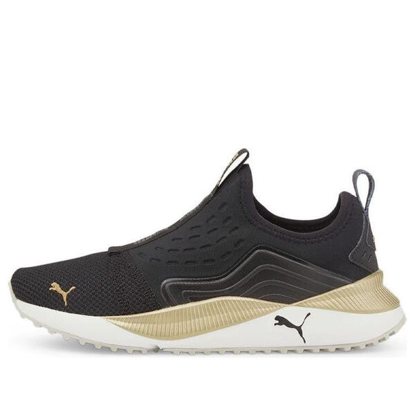 

Кроссовки pacer future slip-on 'black team gold' Puma, черный