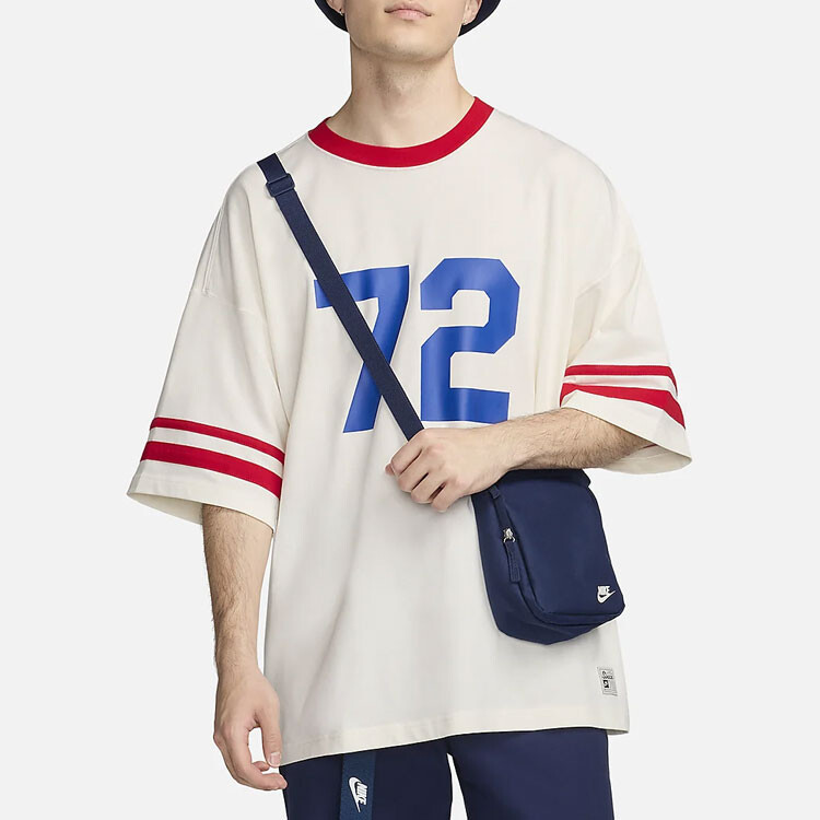 Футболка мужская Sail Color/College Red/Sail Color Nike, красный — фото 2