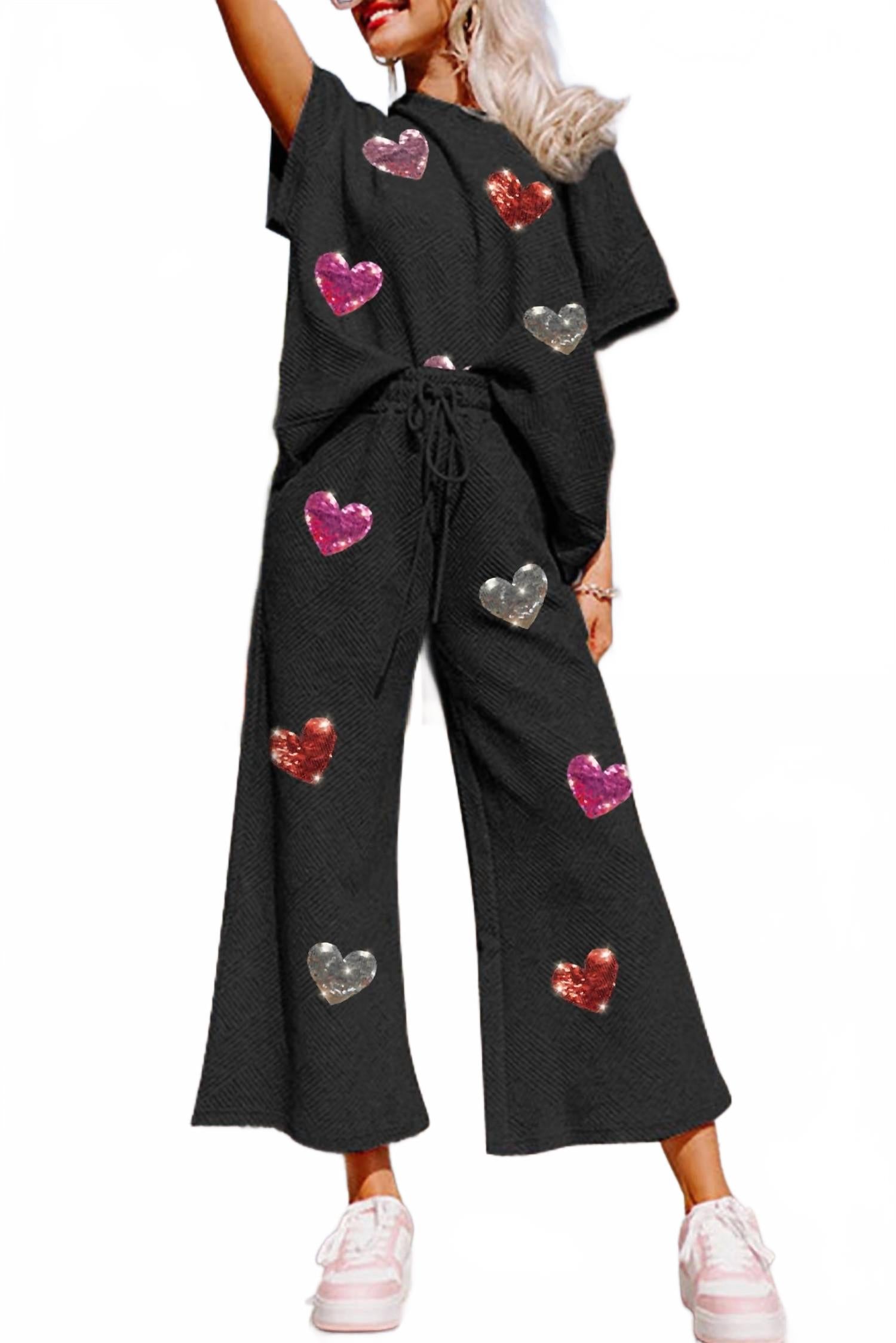 

Umorger Блестящий набор с графическим рисунком в виде сердечек, выполненный в черном цвете