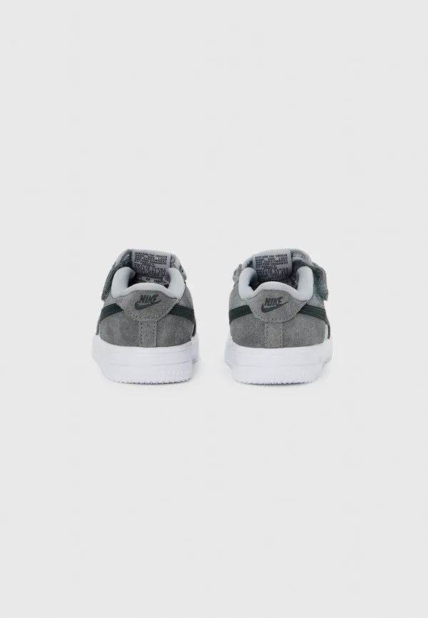 Кроссовки force 1 унисекс с низкой посадкой Nike Sportswear, Smoke Grey/Dark Smoke Grey — фото 3