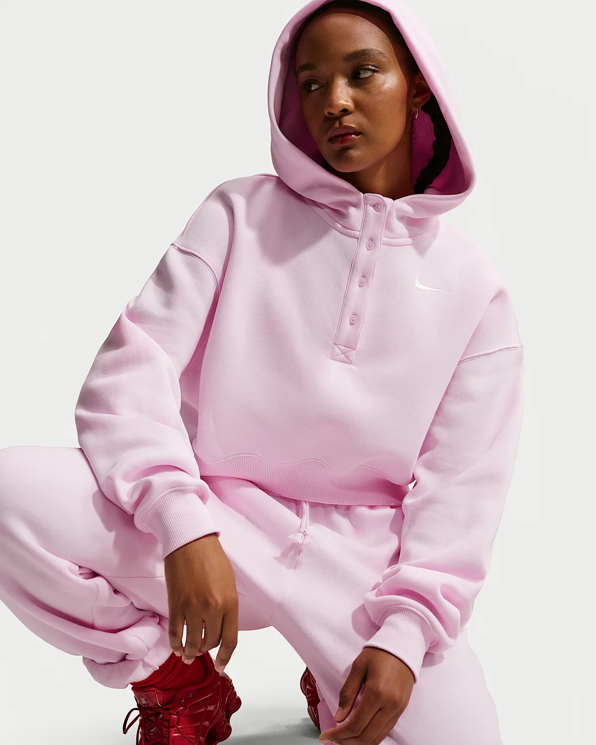 Женский оверсайз-кроп хенли худи Nike Sportswear Phoenix Fleece, Pink Foam/Sail — фото 3