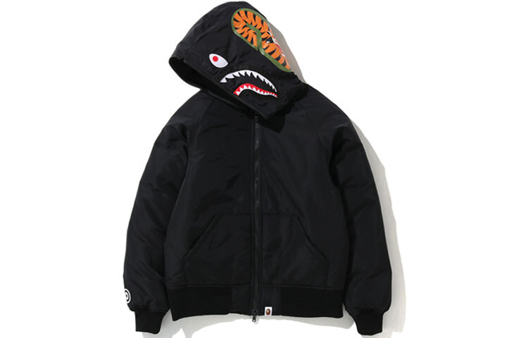 

Пуховик Shark Series женский A Bathing Ape
