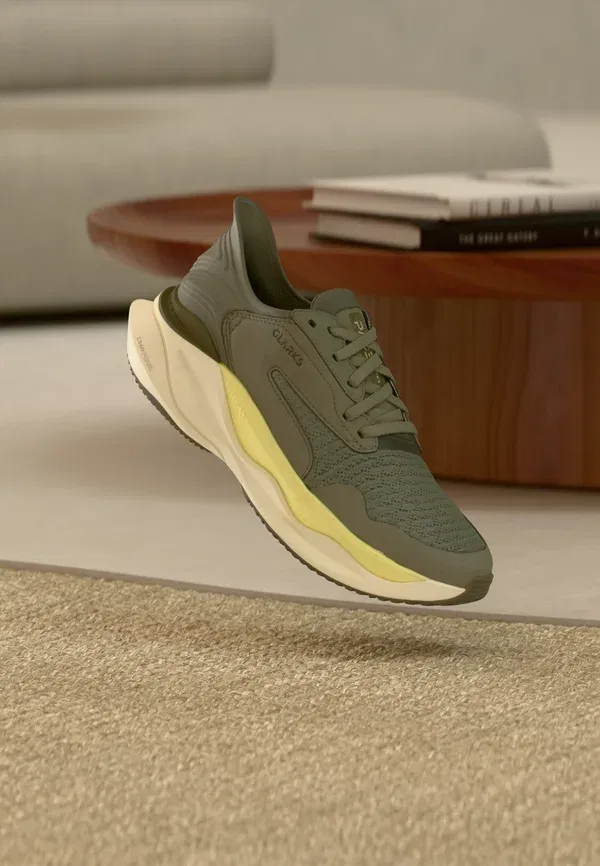 Кроссовки Clarks Pace, цвет шалфей
