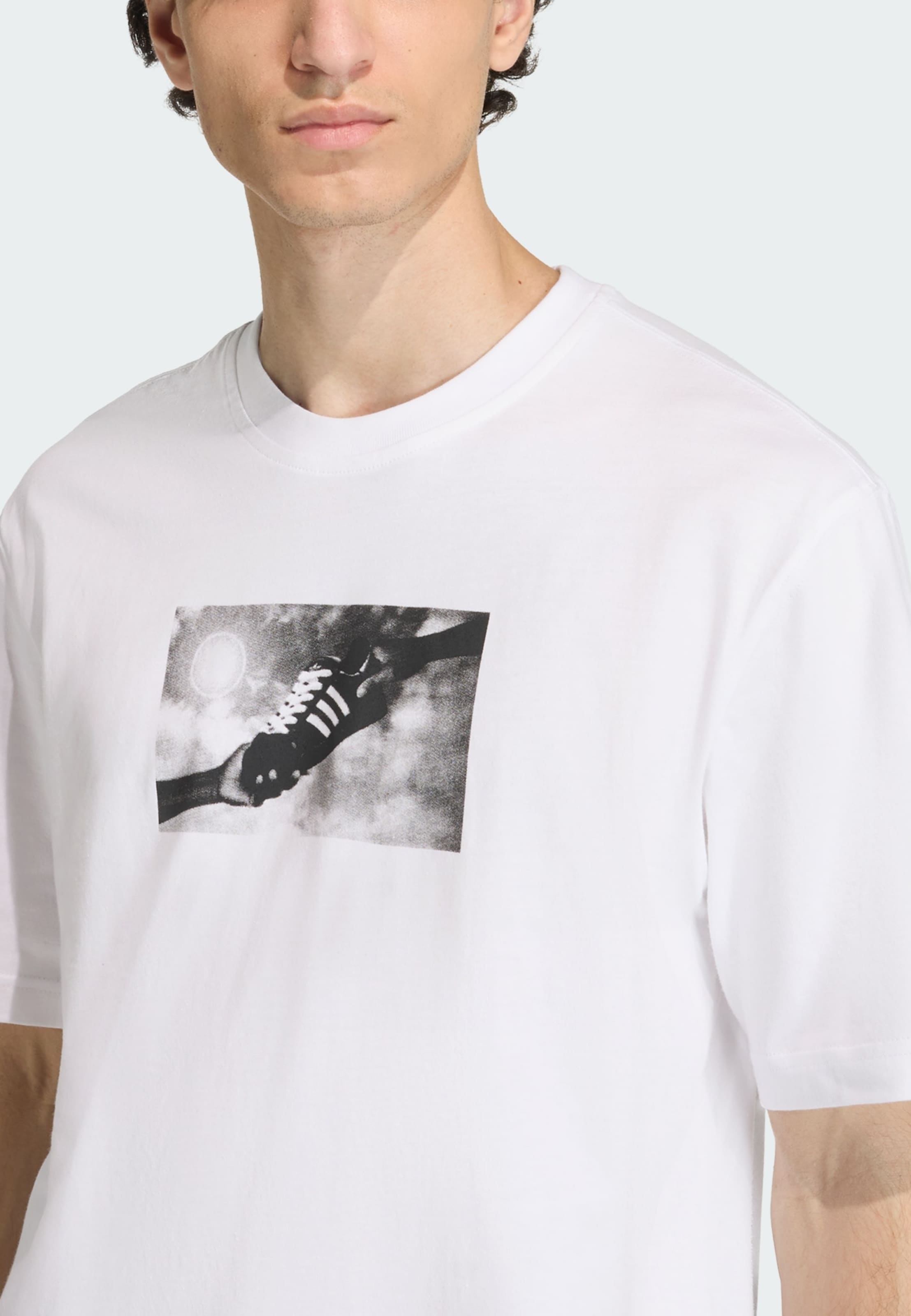 Adidas Originals Футболка 'Franchise' в белом цвете — фото 4