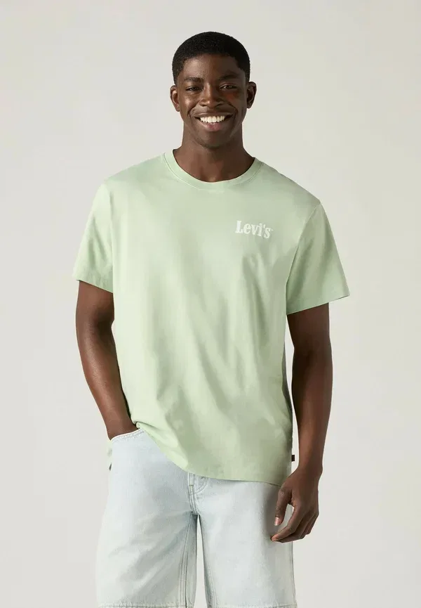 Футболка Levi'S, модель levis records 1 crus, свободный крой, принт, зеленый