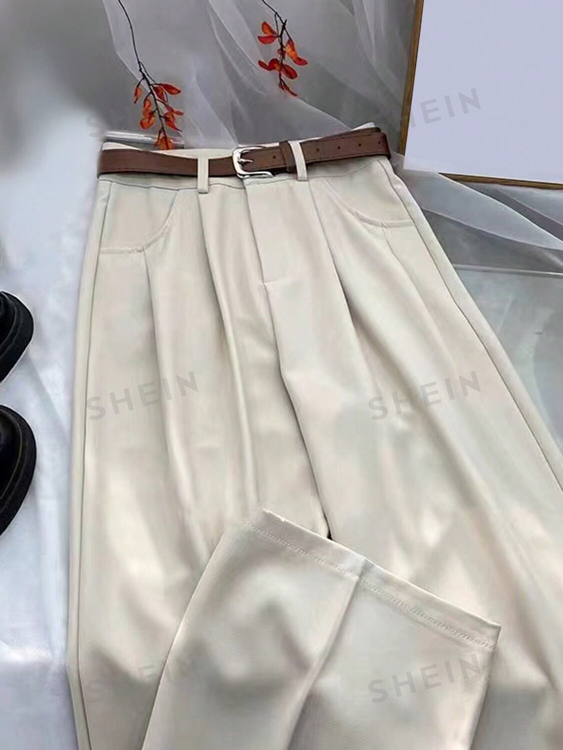 

EZwear Больших размеров, Однотонные, прямого кроя, повседневные брюки, включая ремень Shein, абрикосовый