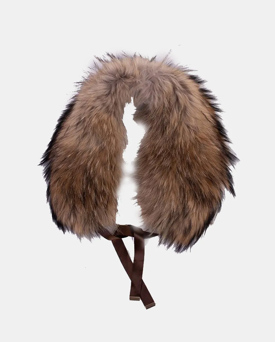 

Воротник-рубашка с рисунком енота IN.ES, бежевый