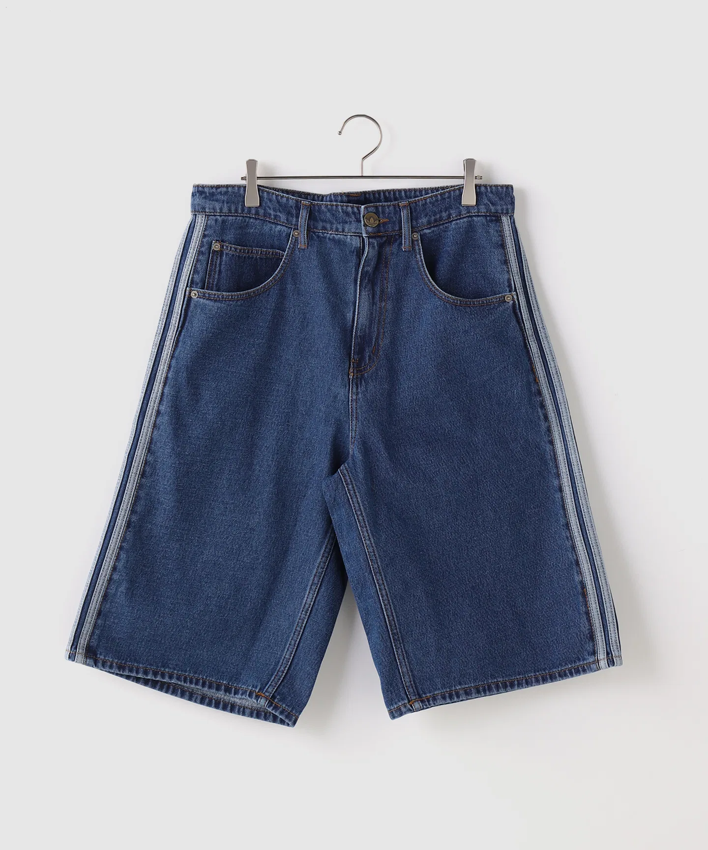 Мужские джинсовые шорты adidas Originals FIREBIRD ADICOLOR DENIM SHORTS