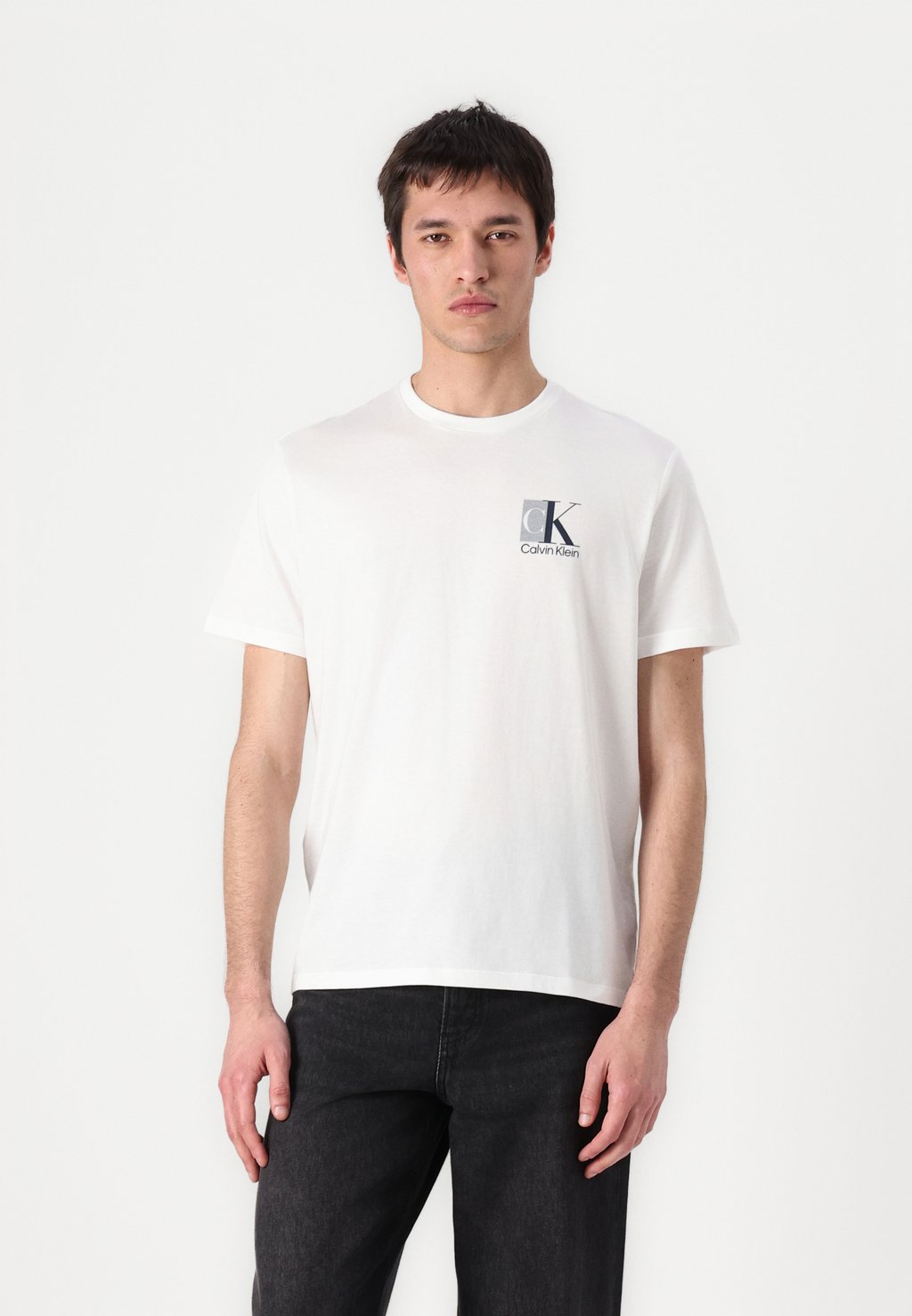 Футболка с принтом UNISEX Calvin Klein, белый — фото 2