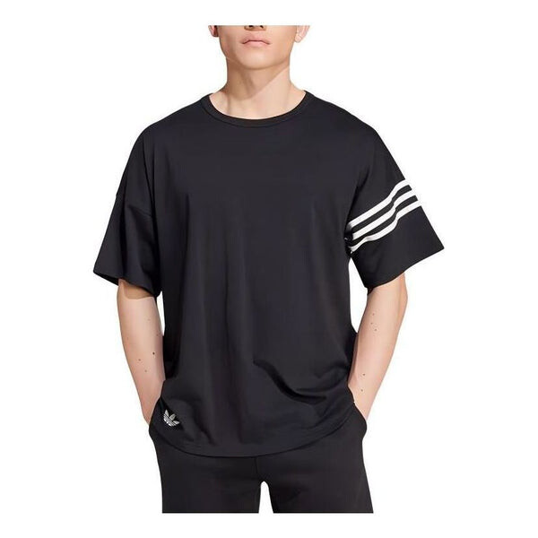 Футболка оригиналы adicolor neuclassics футболка азиатские размеры Adidas, черный — фото 2