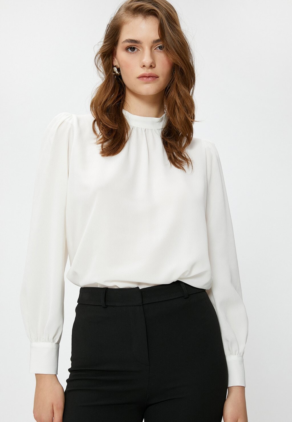 

Блуза LONG SLEEVE HIGH RISE DRAPE DETAIL Koton, кремовый