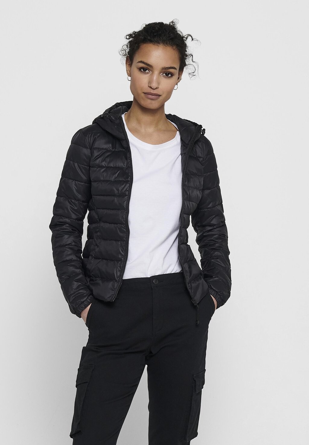 

Легкая куртка Onltahoe Hood Jacket ONLY, черный