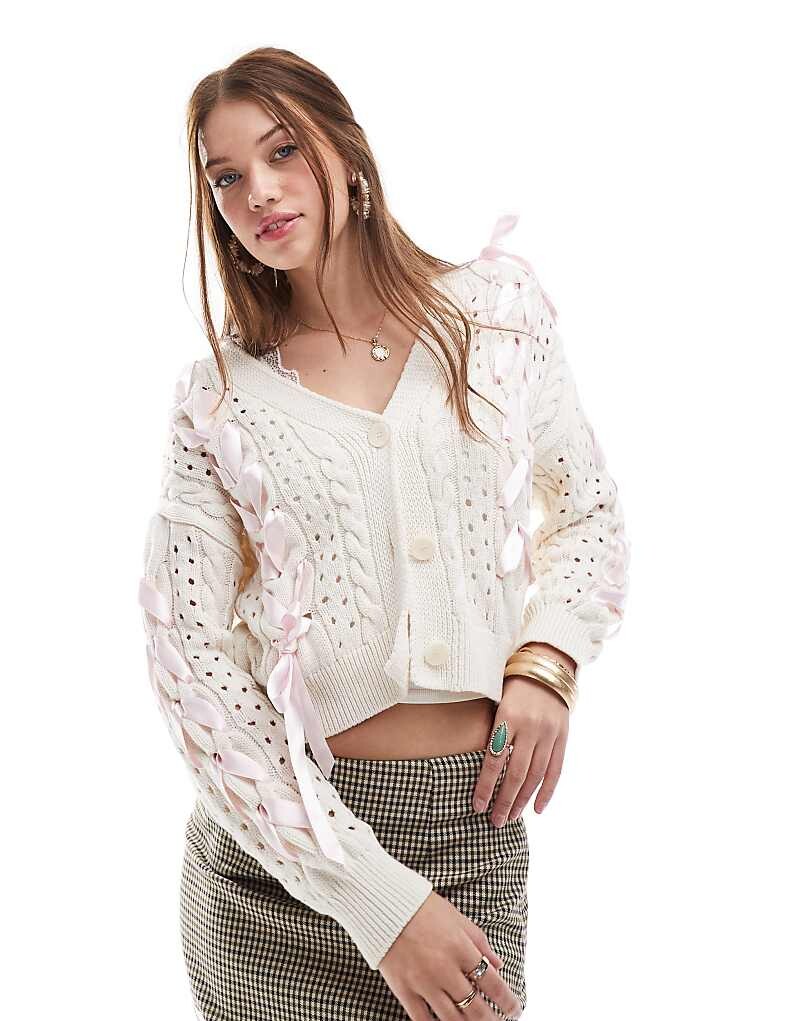 

Miss Selfridge – Бежевый вязаный кардиган с атласными бантиками