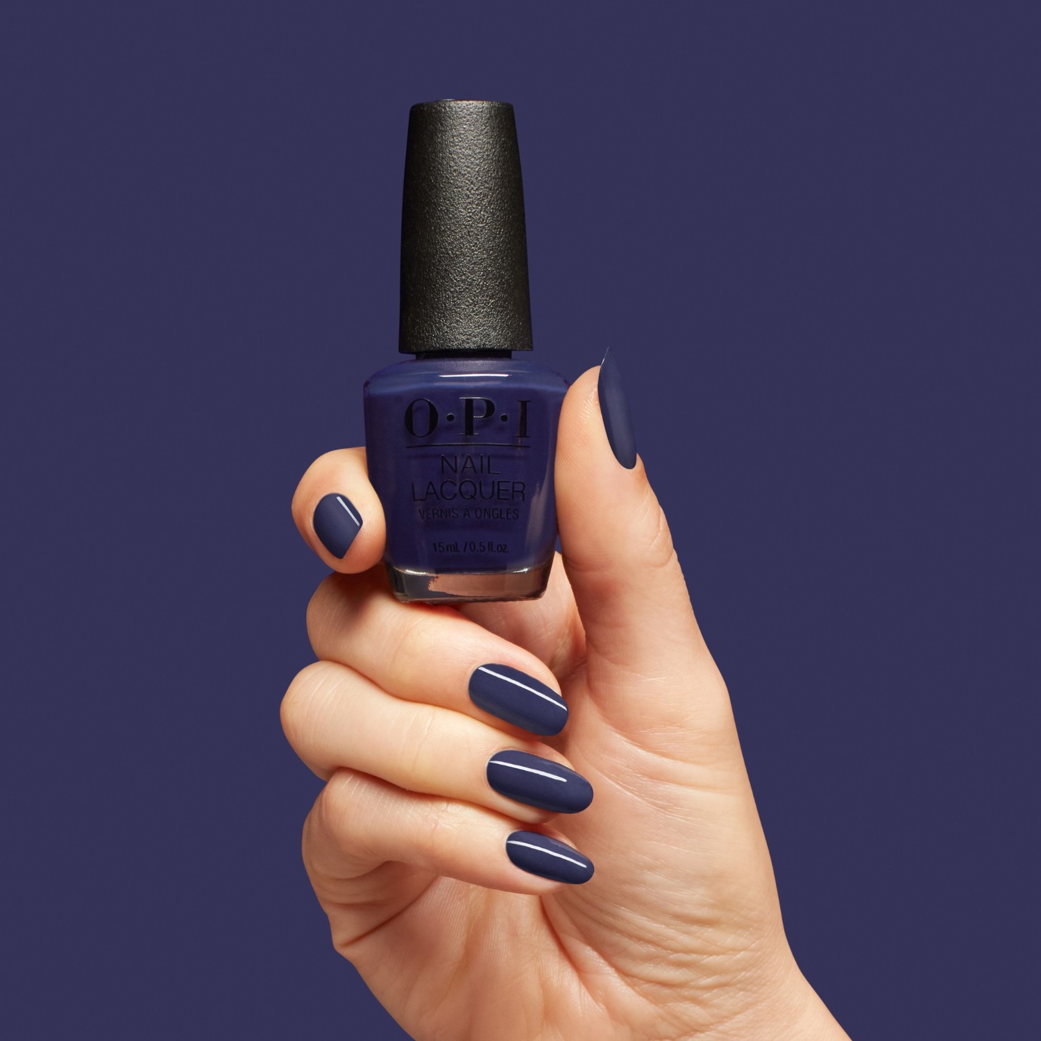 Лак для ногтей nail lacquer holiday 2025 - good enough to treat Opi, hrs11 - havin a candy ol time, объем 15 мл — фото 3